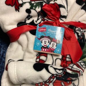 Disney Mickey and Minnie Throw Blanket